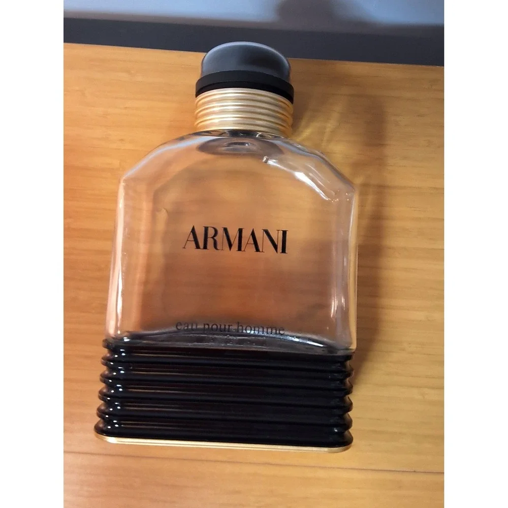 Vintage RARE Armani 10
